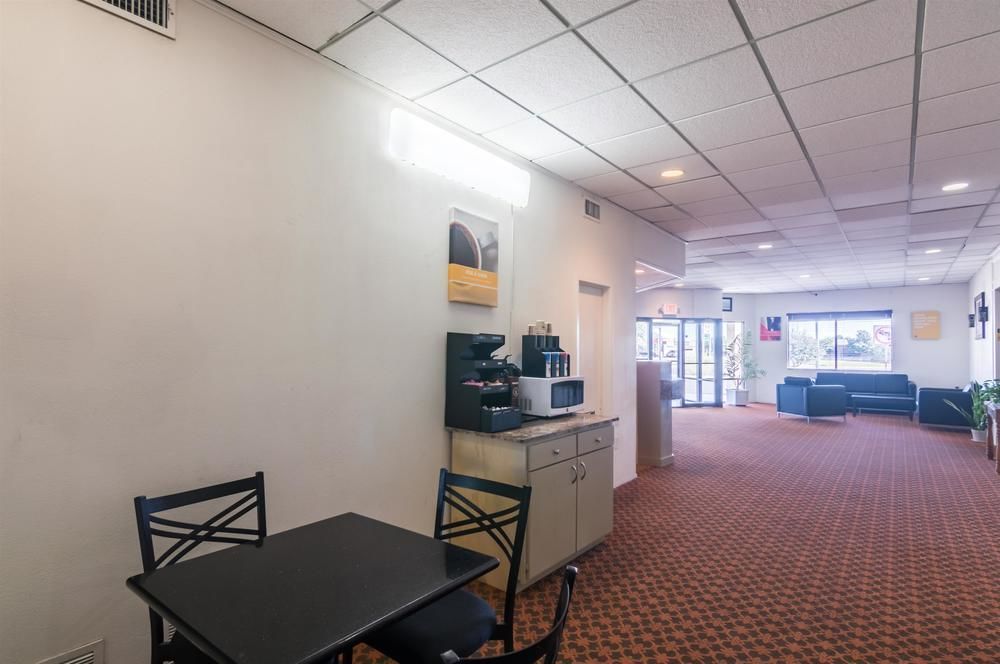 Red Roof Inn & Suites San Angelo Exterior foto